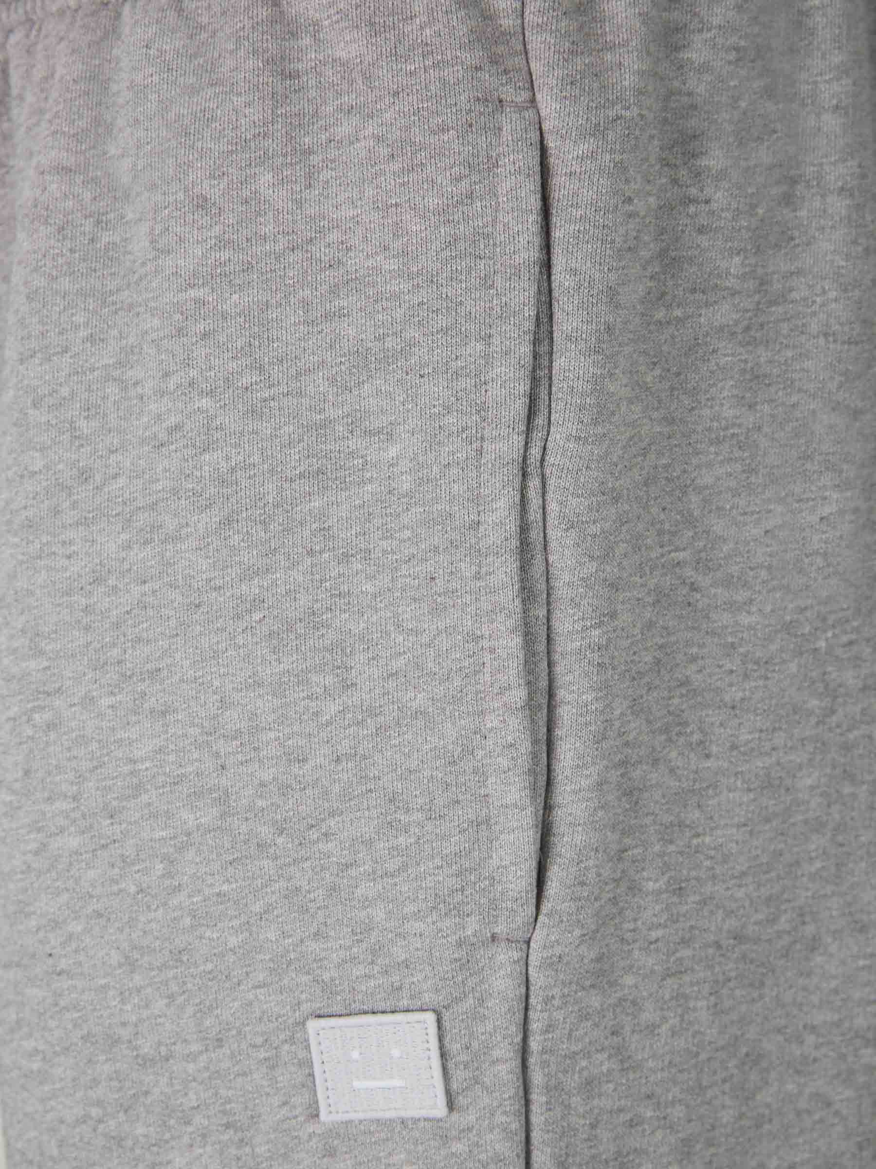 Joggers Parche Cara - Imagen 3