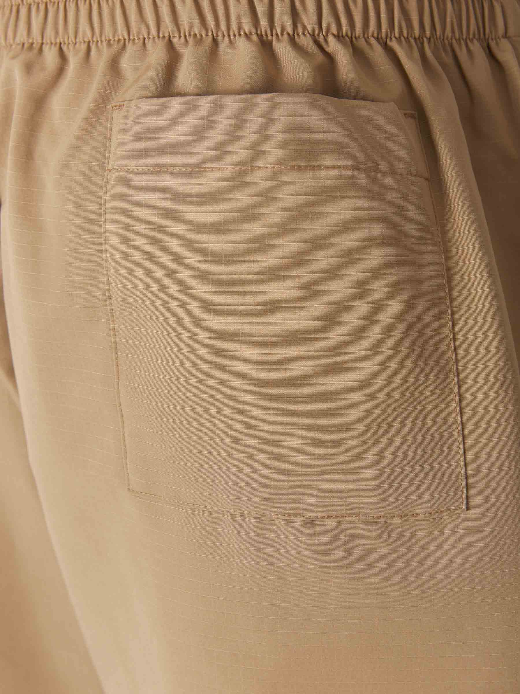 Bermudas Logo Frontal - Imagen 5